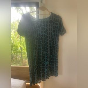 gently used, XS Fighting Eel top/dress